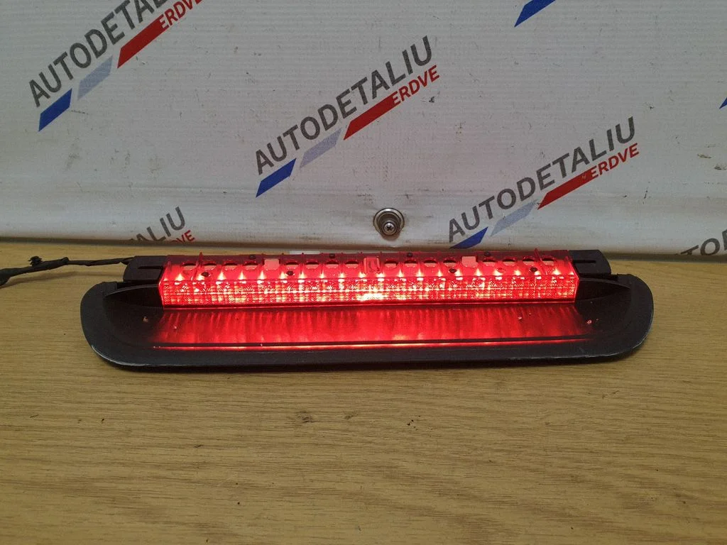 Papildu stopgaismas lukturis 7146059