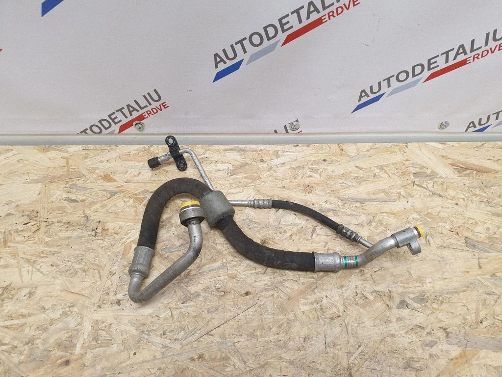 Air conditioning (A/C) pipe/hose – BMW 3 Series E92 E93 (2005-2014)