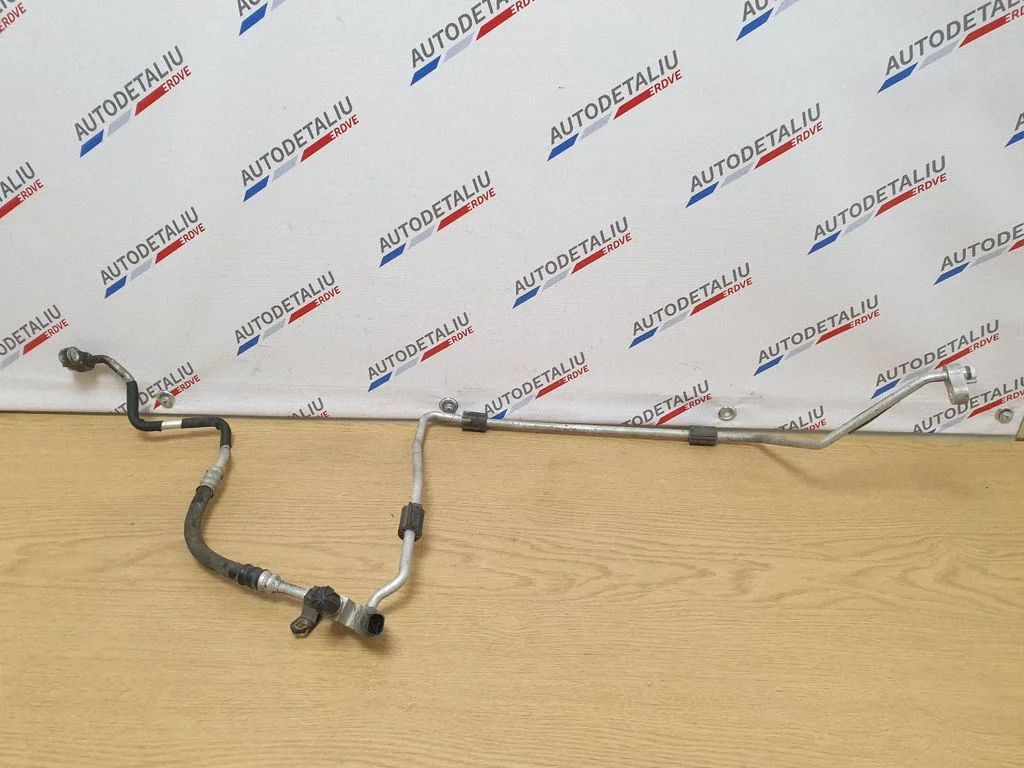 Air conditioning (A/C) pipe/hose – BMW 1 Series F20 F21 (2011-2019)
