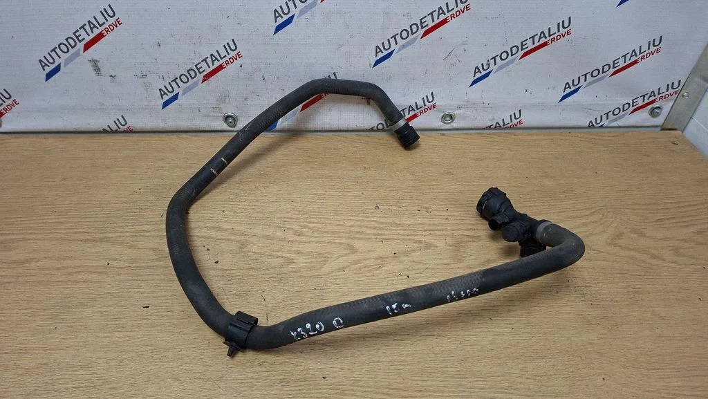 Przewody układu chłodzenia silnika – BMW X3 F25 (2010-2017)