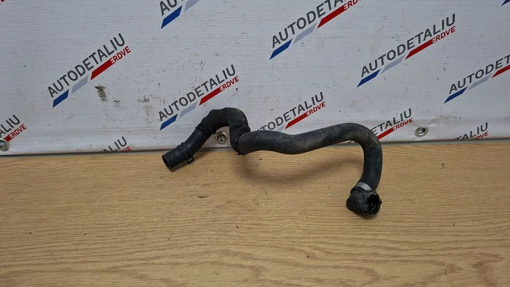 Motora dzesēšanas caurule (-es)/šļūtene (-es) 9367388