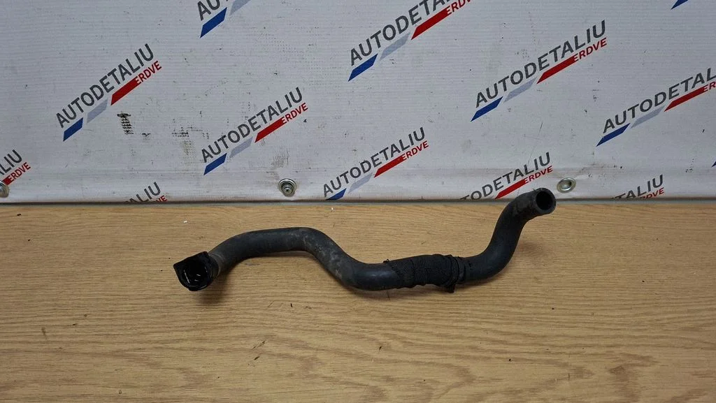 Motora dzesēšanas caurule (-es)/šļūtene (-es) 9367391