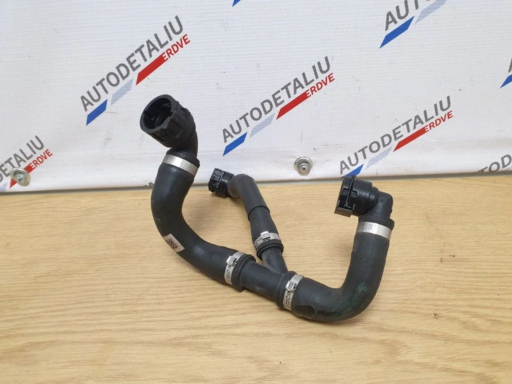 Mootori jahutusvedeliku toru / voolik 8616148