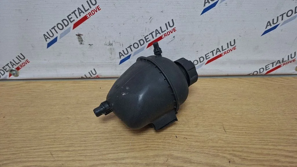 Coolant expansion tank/reservoir – BMW X3 G01 (2018-2024)
