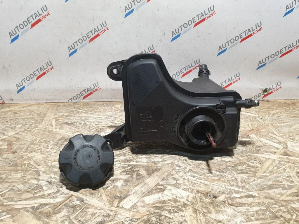Dzesēšanas šķidruma izplešanās tvertne 7804890
