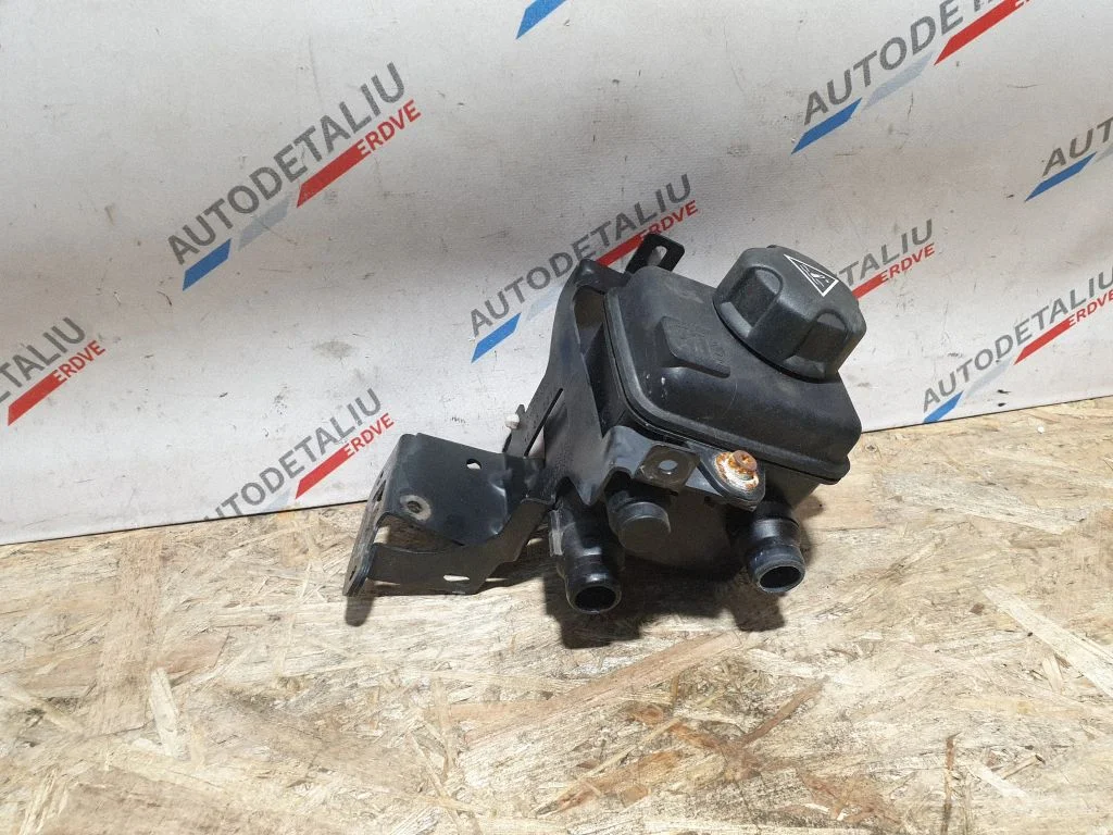 Zbiorniczek wyrównawczy płynu chłodniczego – BMW i3 (2013-)