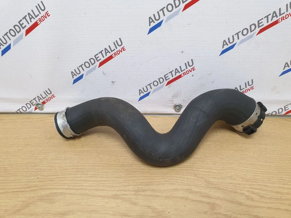 Vahejahuti voolik (-ud)/ toru (-d) – BMW 3-seeria E92 E93 (2005-2014)
