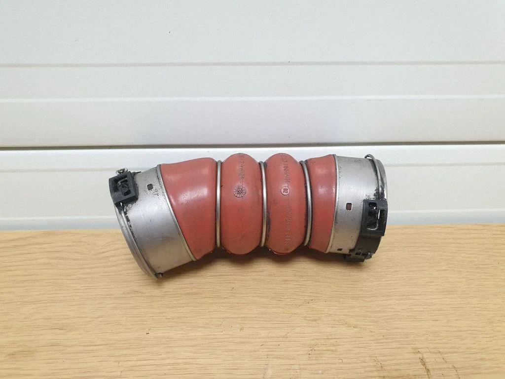 Intercooler hose/pipe – BMW 5 Series F10 F11 (2009-2016)