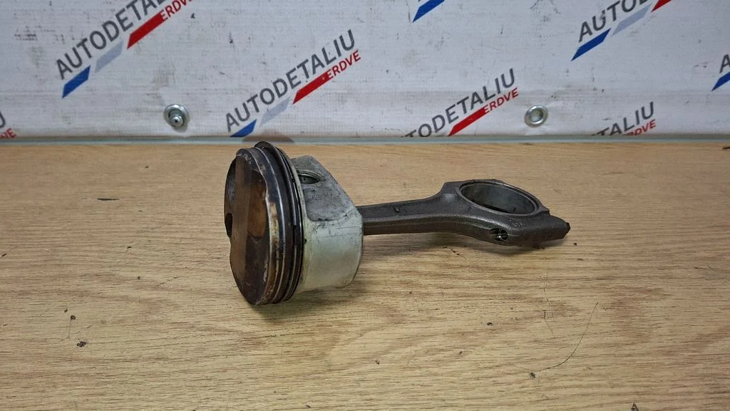 Piston – BMW 5 Series E60 E61 (2004-2010)