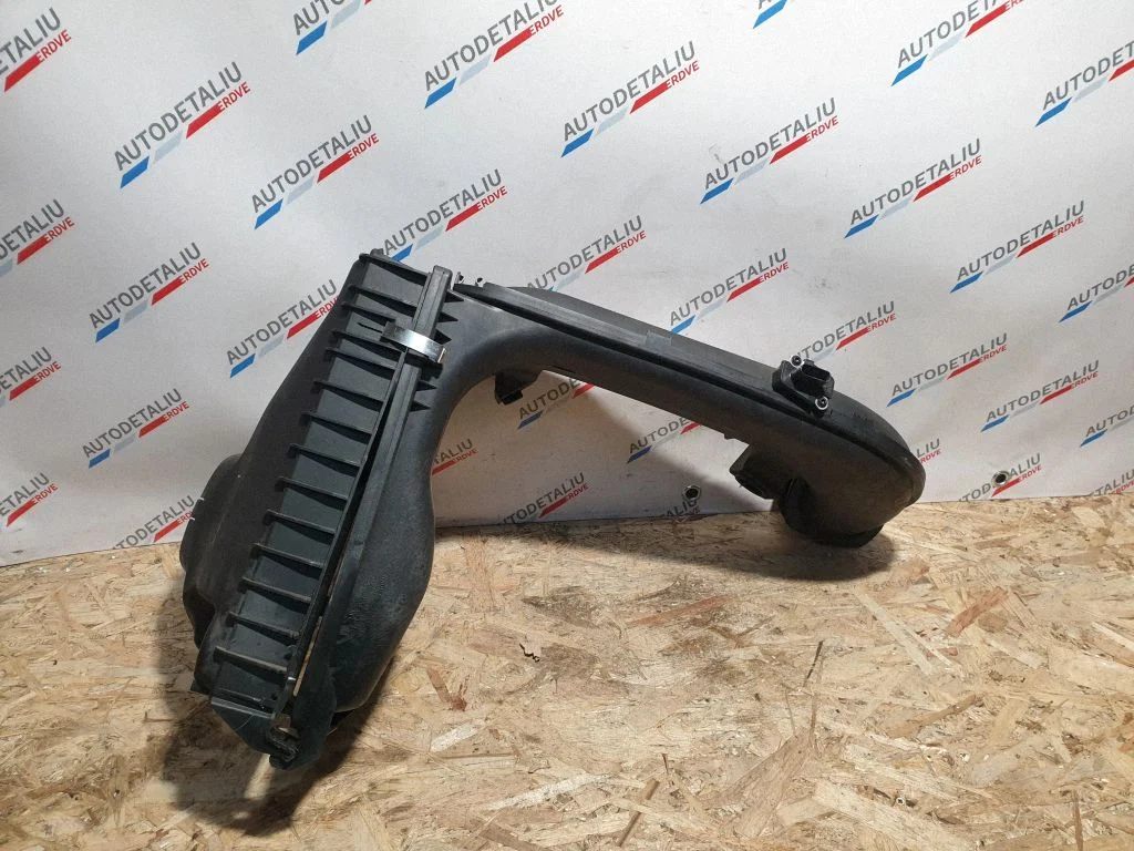 Gaisa filtra korpuss – BMW 5. sērija F10 F11 (2009-2016)