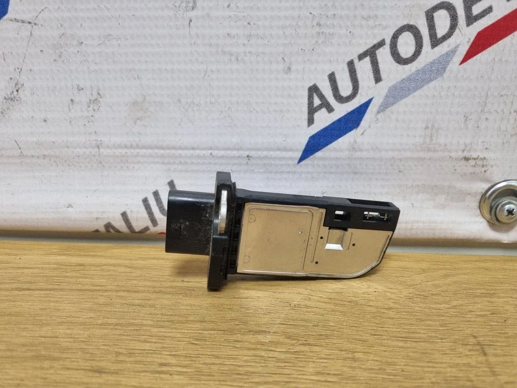 Przepływomierz powietrza – BMW Seria 3 F30 F35 F31 (2012-2018)