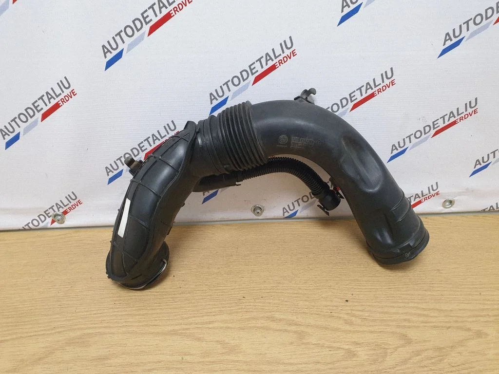 Turbo õhu sisselasketoru/ -voolik – BMW 3-seeria F30 F35 F31 (2012-2018)