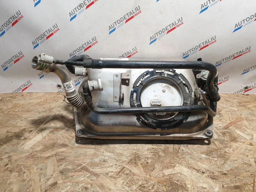 Degvielas tvertne 7303904