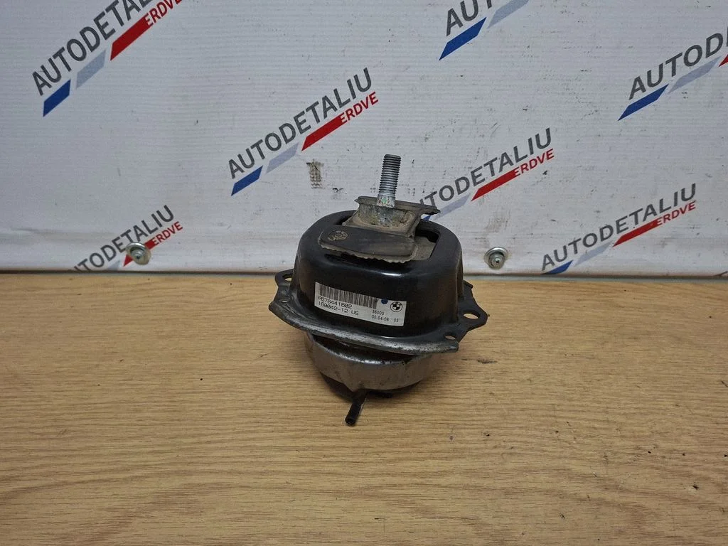 Engine mount bracket 6784416