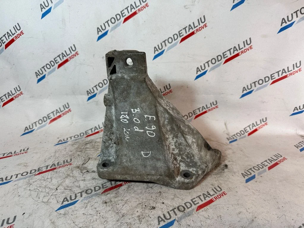 Dzinēja stiprinājuma kronšteins 22116786692