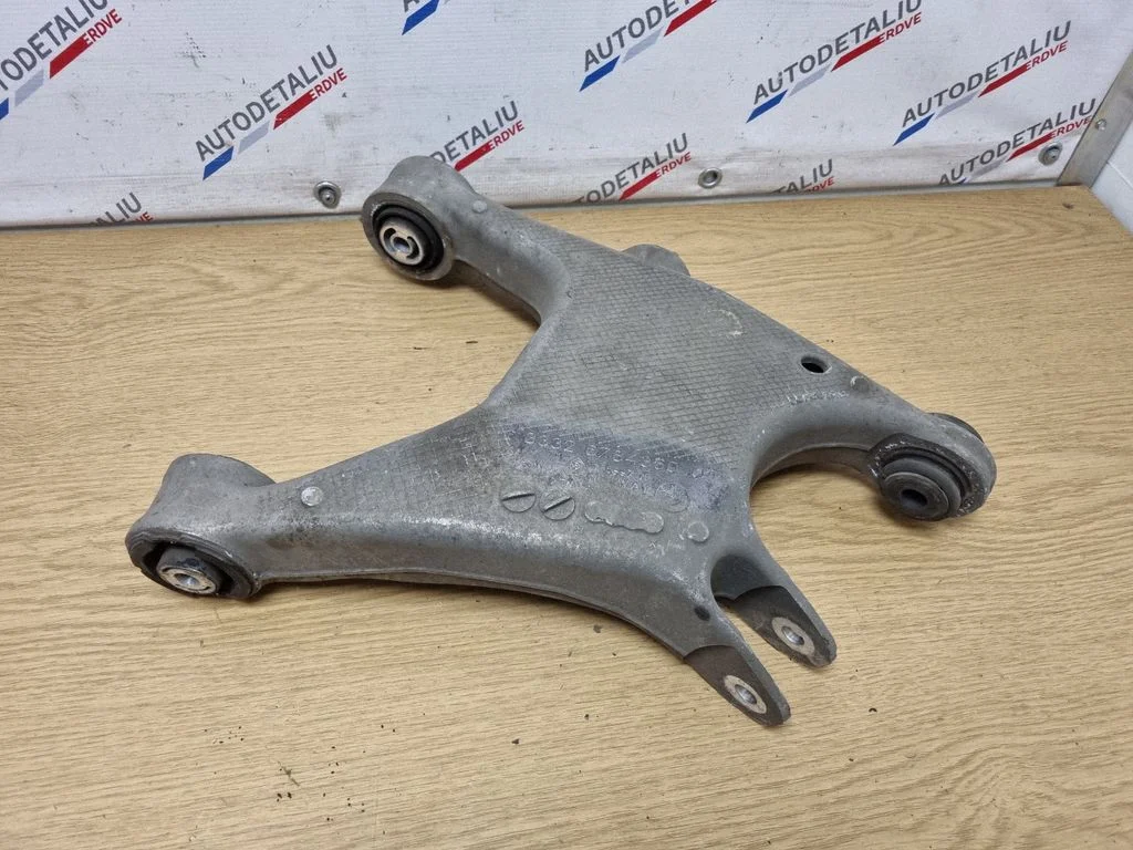 Rear upper control arm/wishbone – BMW 5 Series F10 F11 (2009-2016)