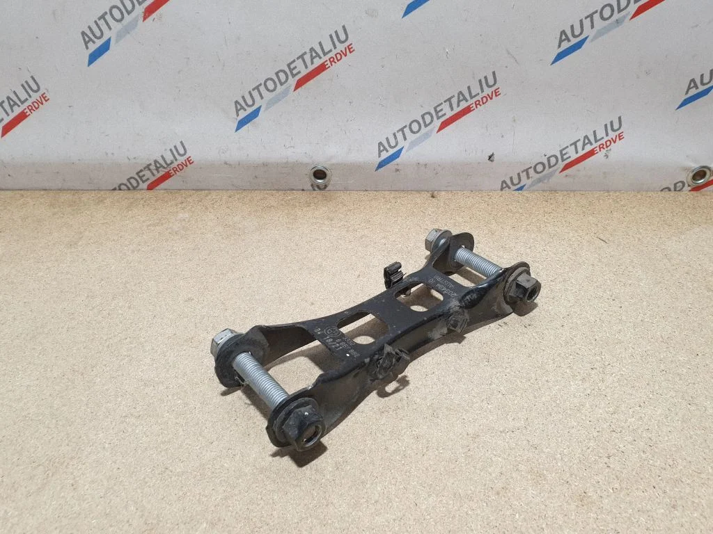 Rear control arm – BMW i3 (2013-)
