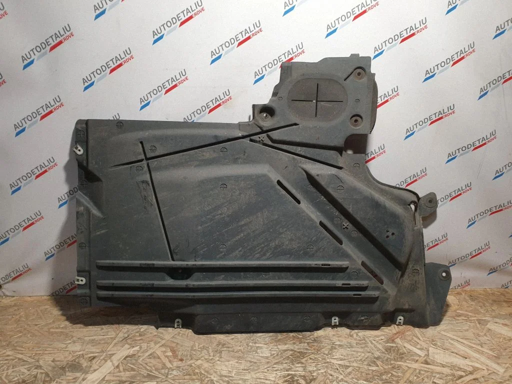 Külgmine põhjakaitse – BMW 2-seeria F46 (2015-)