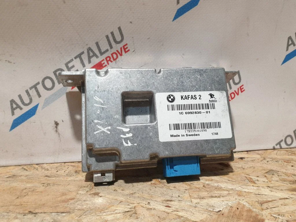 Camera control unit module 6992830