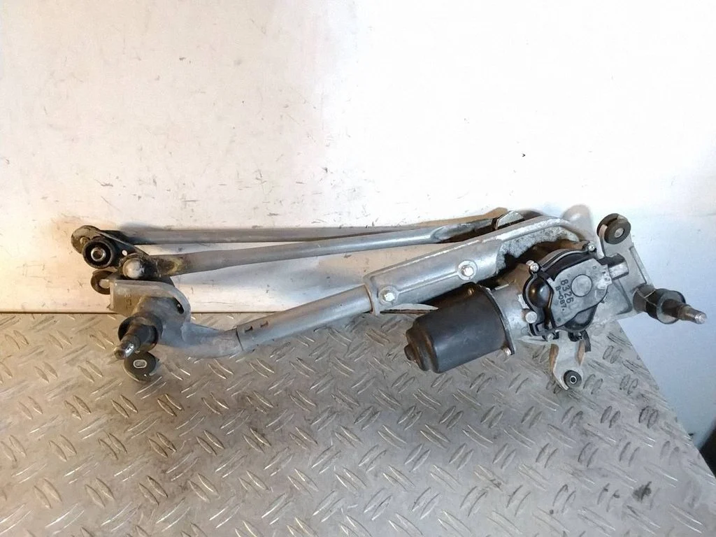 Front wiper linkage – Honda Accord (2008-2016)