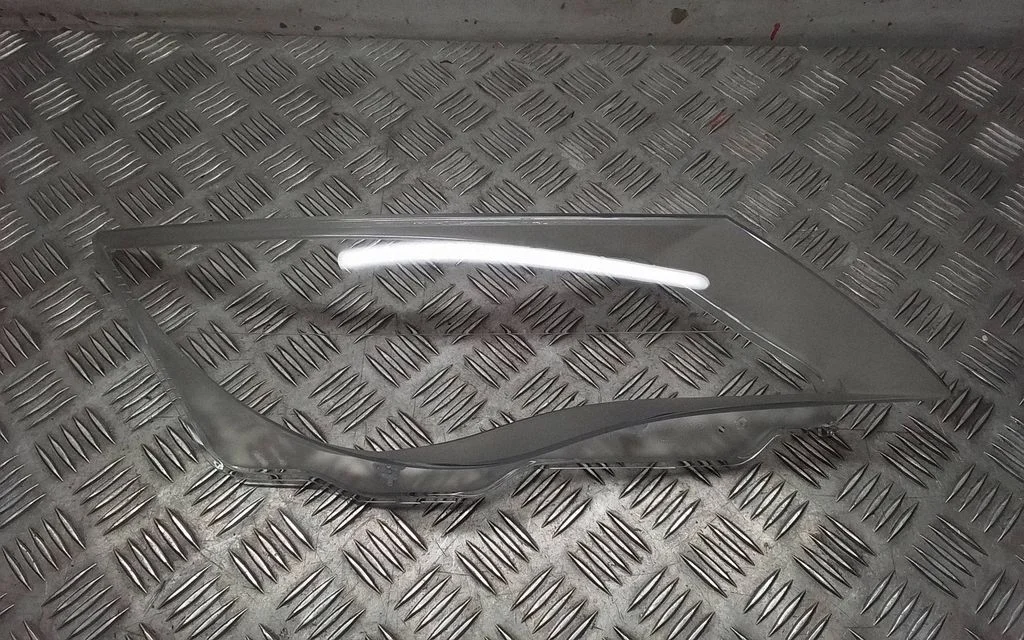 Headlight part – BMW 6 Series E63 E64 (2002-2010)