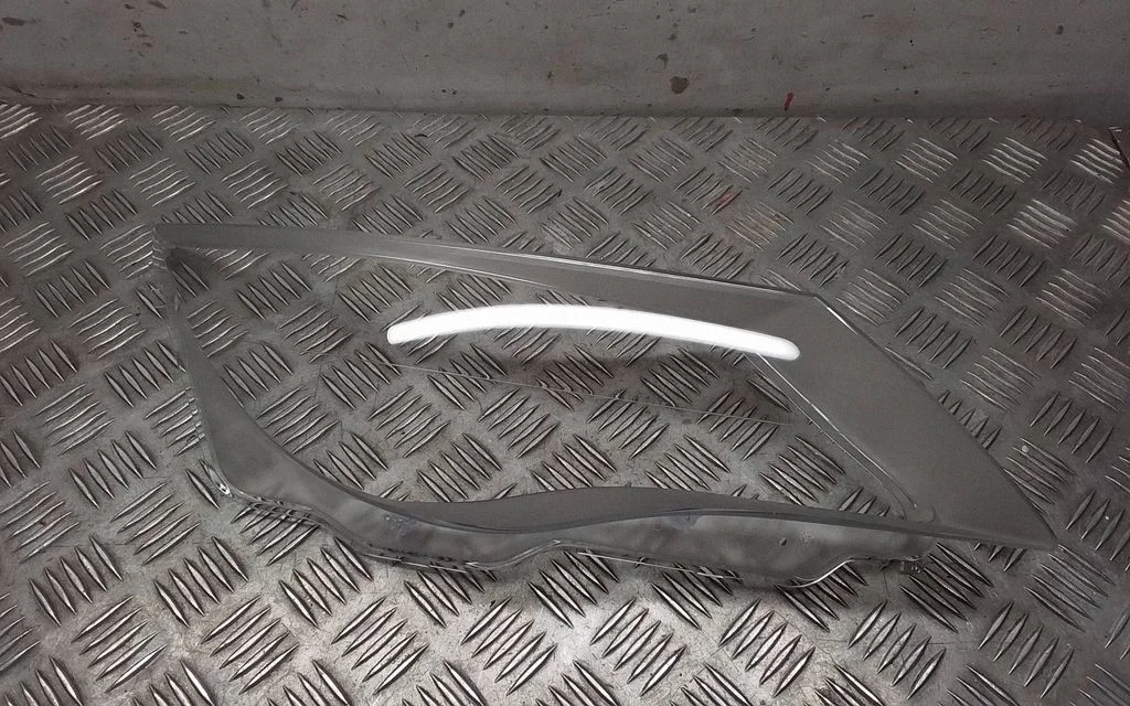 Headlight part – BMW 6 Series E63 E64 (2002-2010)
