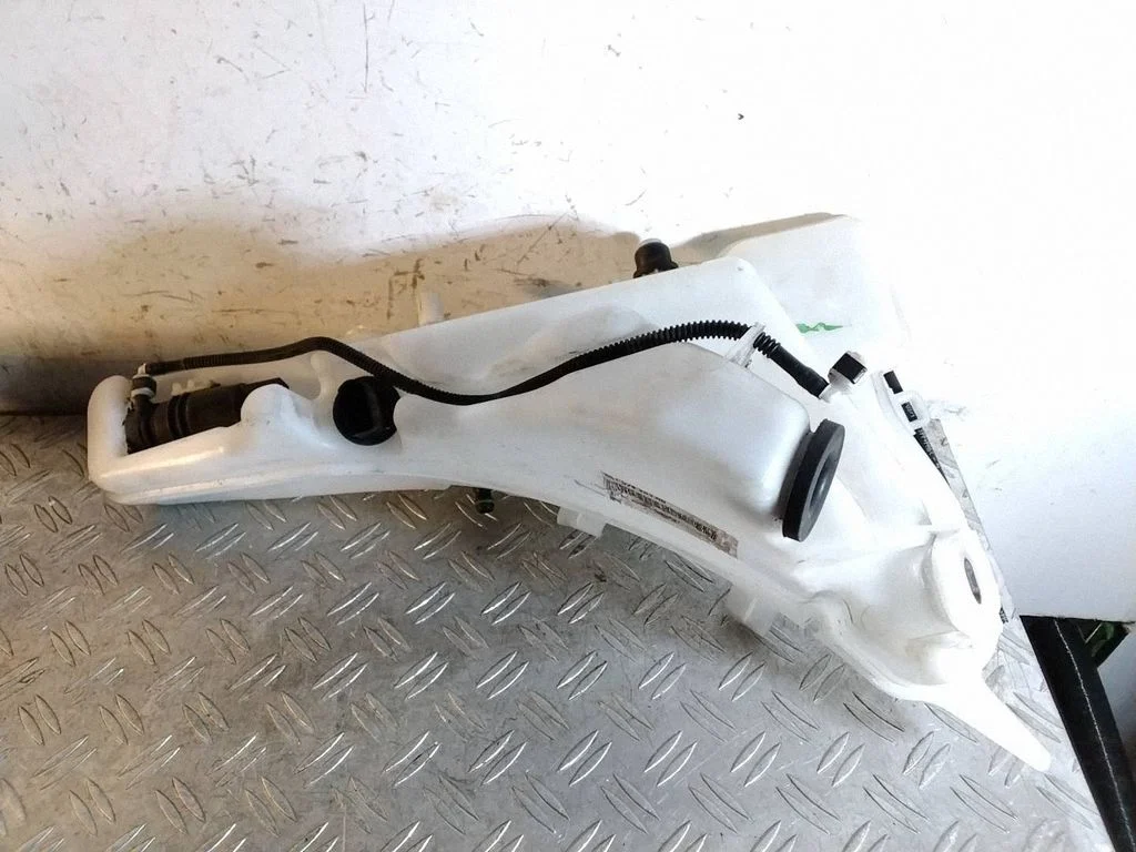 Windshield washer fluid reservoir/tank – Porsche 911 991 (2011-2019)