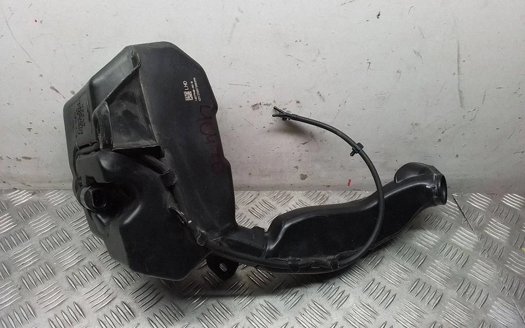 Windshield washer fluid reservoir/tank – Tesla Model Y (2020-)