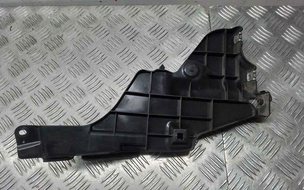 Rear bumper mounting bracket 5256548040
