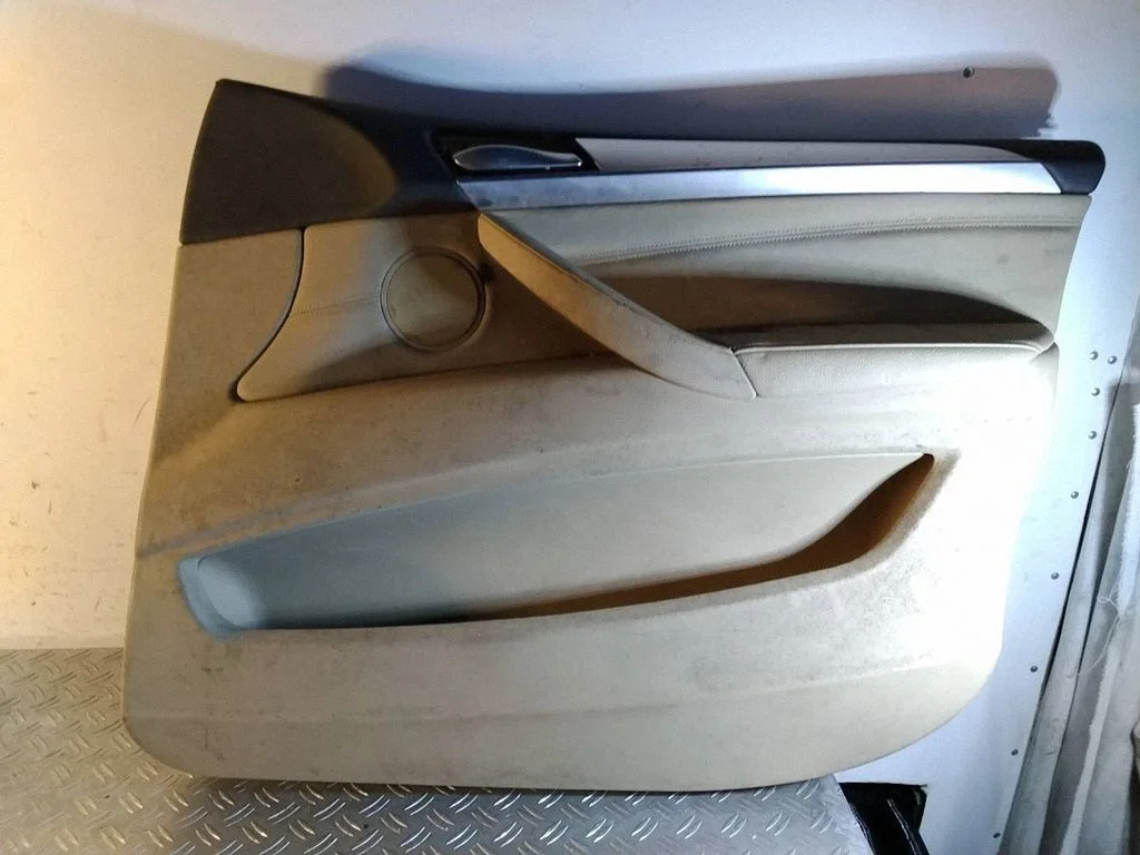 Eesmiste uste sisevooder – BMW X5 E70 (2006-2013)
