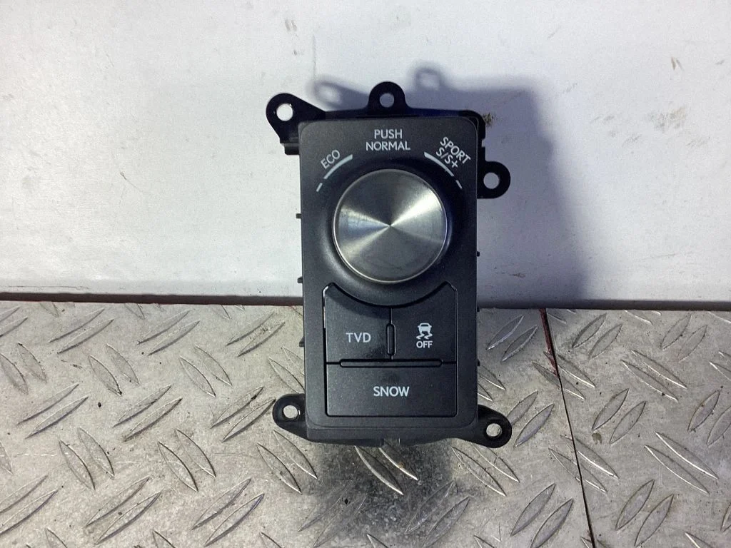 Multifunctional control switch/knob – Lexus RC (2014-)