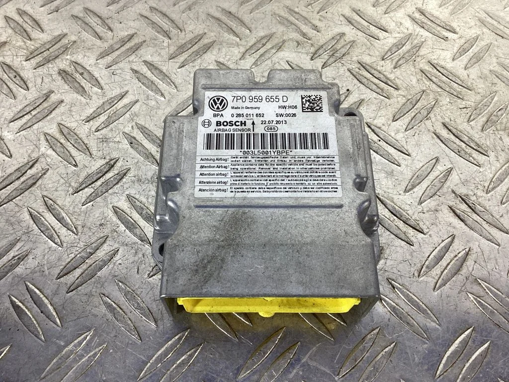 Airbag control unit/module 7P0959655D