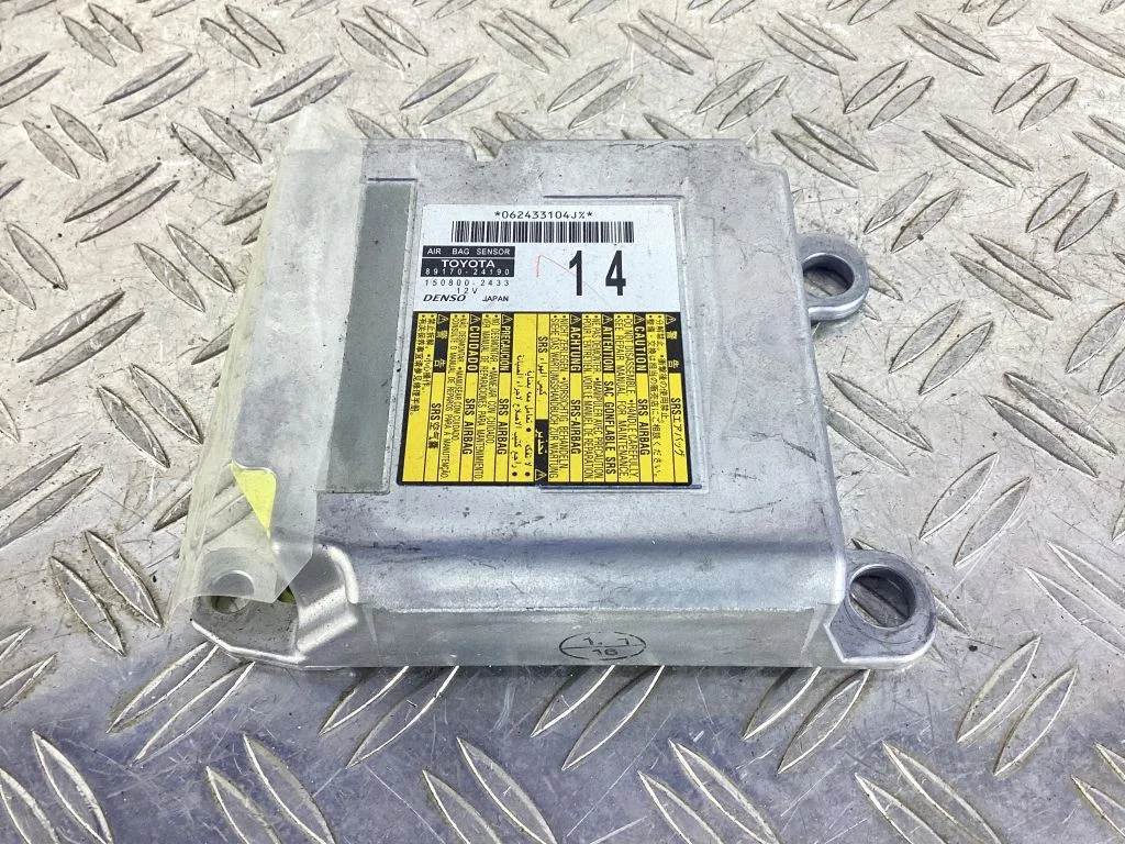 Airbag control unit/module – Lexus RC (2014-)