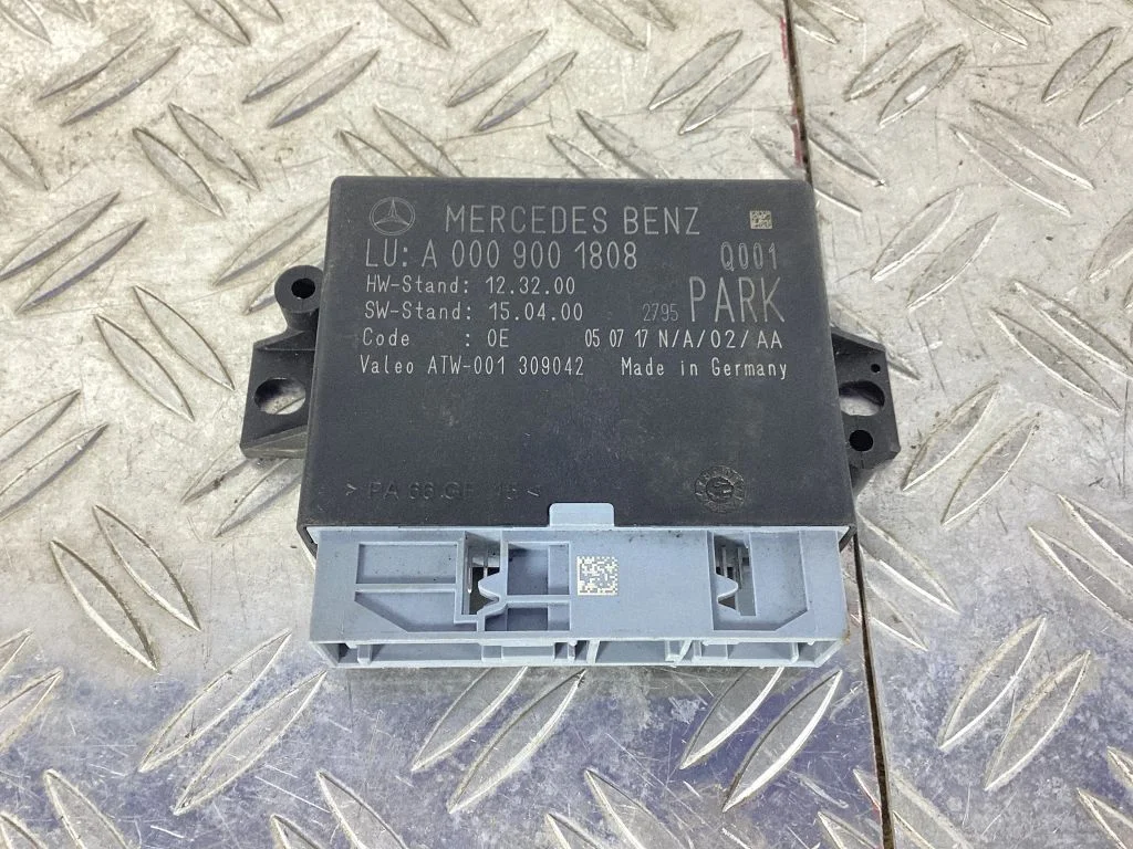 Parkimisandurite (PDC) juhtplokk – Mercedes-Benz GLC-klass C253 (2016-)