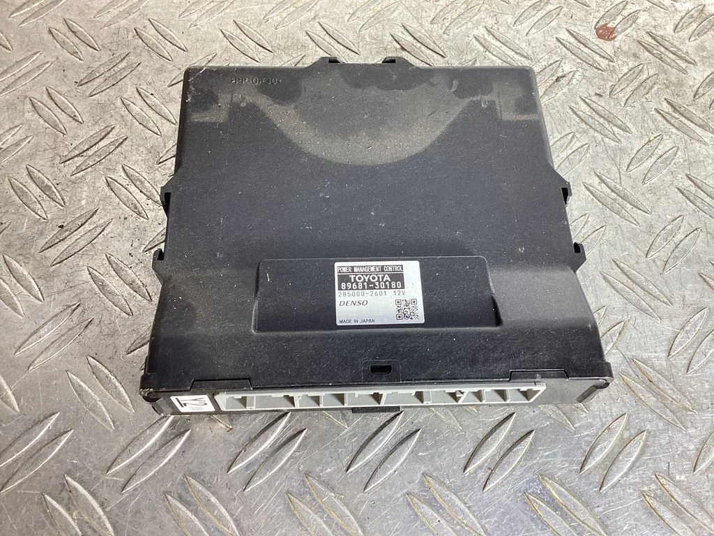 Muud juhtplokid/moodulid – Lexus GS 250 350 300H 450H (2013-)