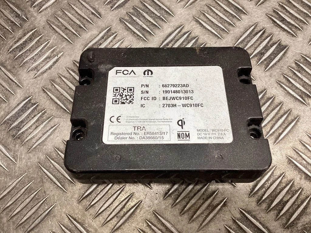 Muud juhtplokid/moodulid – Ram 1500 DT (2018-)