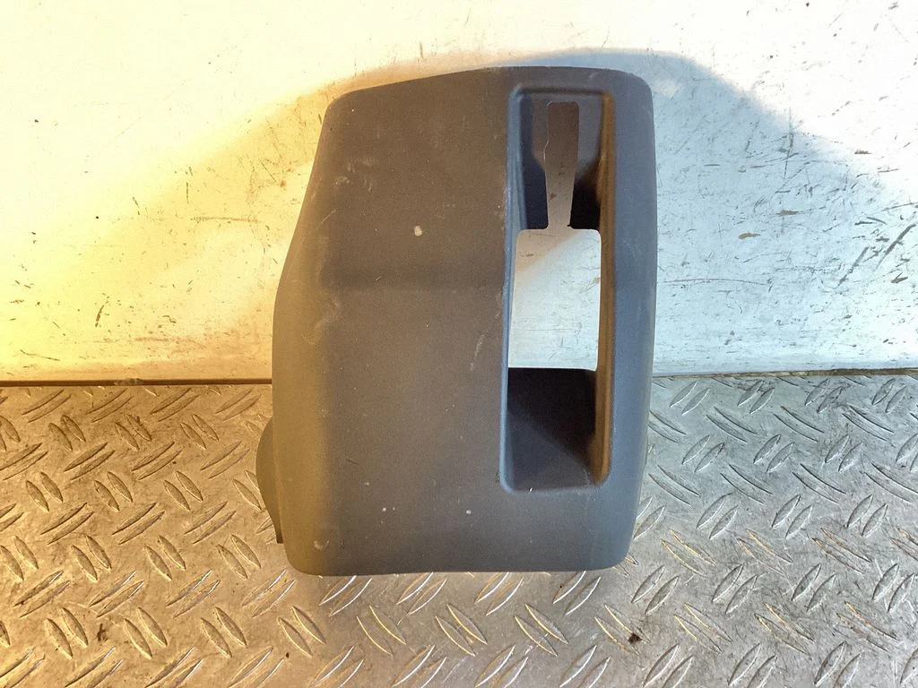 Roolisamba kate – Lexus IS III XE30 (2013-2020)