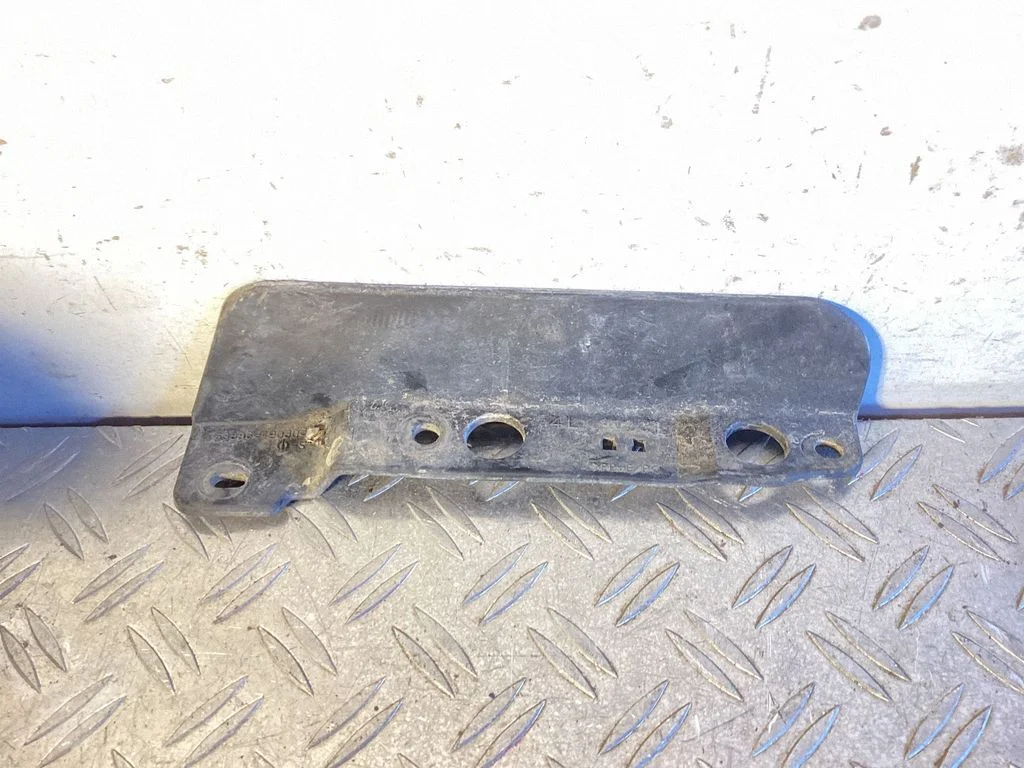Front mudguard – Toyota RAV 4 (XA40) (2012-2018)