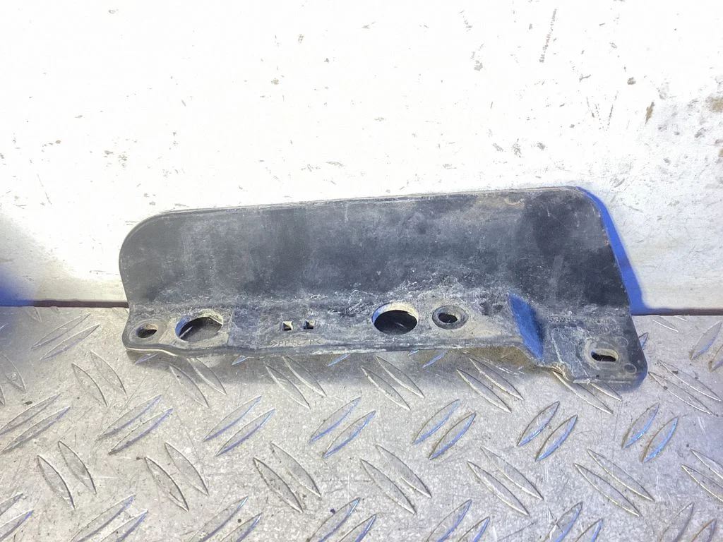 Front mudguard – Toyota RAV 4 (XA40) (2012-2018)