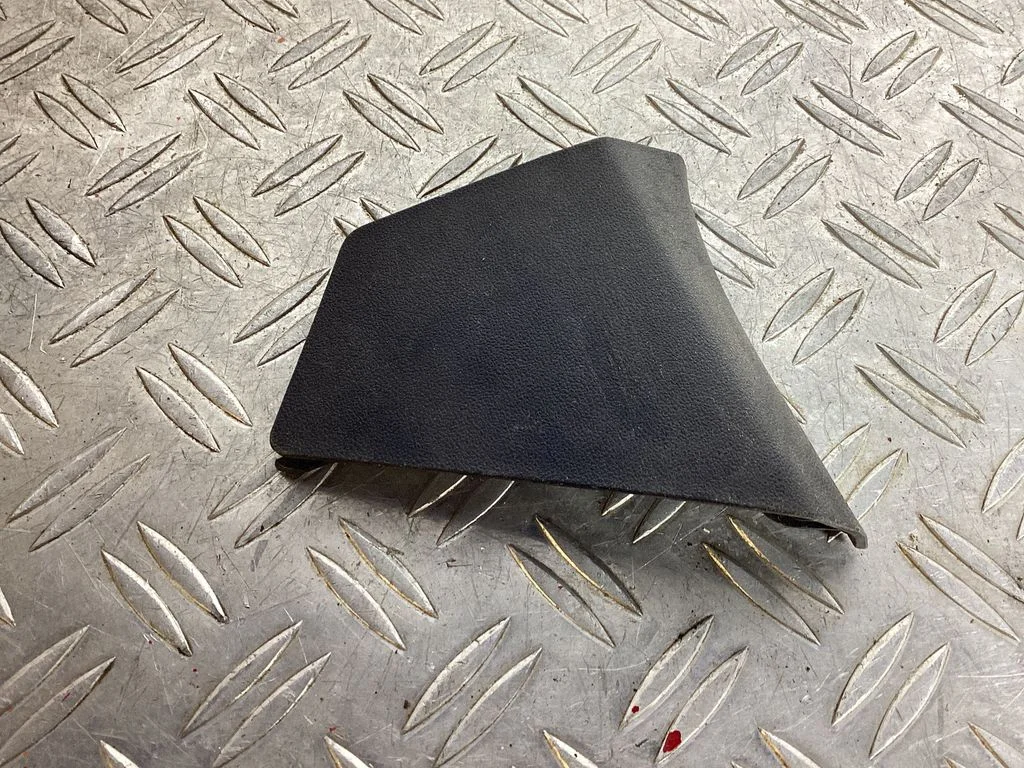Muu salongiosa – Lexus GS 250 350 300H 450H (2013-)