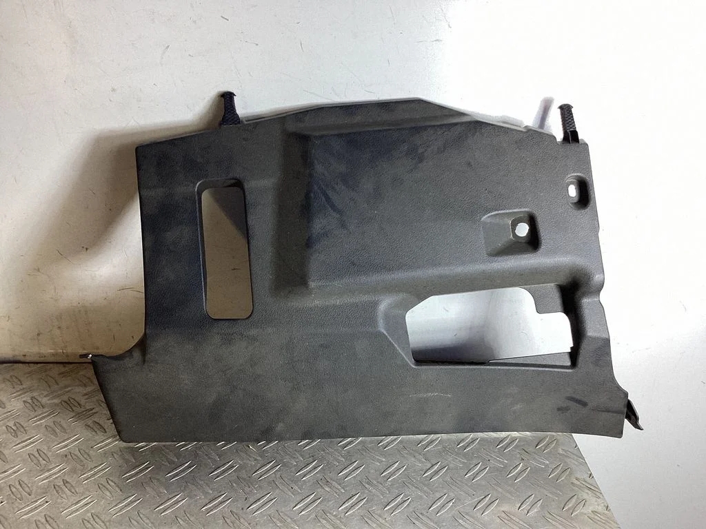 Other dashboard part – Lexus GS 250 350 300H 450H (2013-)