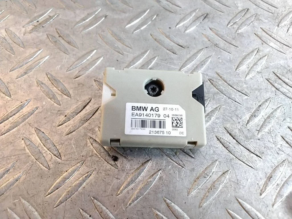 Antenni võimendi – BMW 5-seeria F10 F11 (2009-2016)