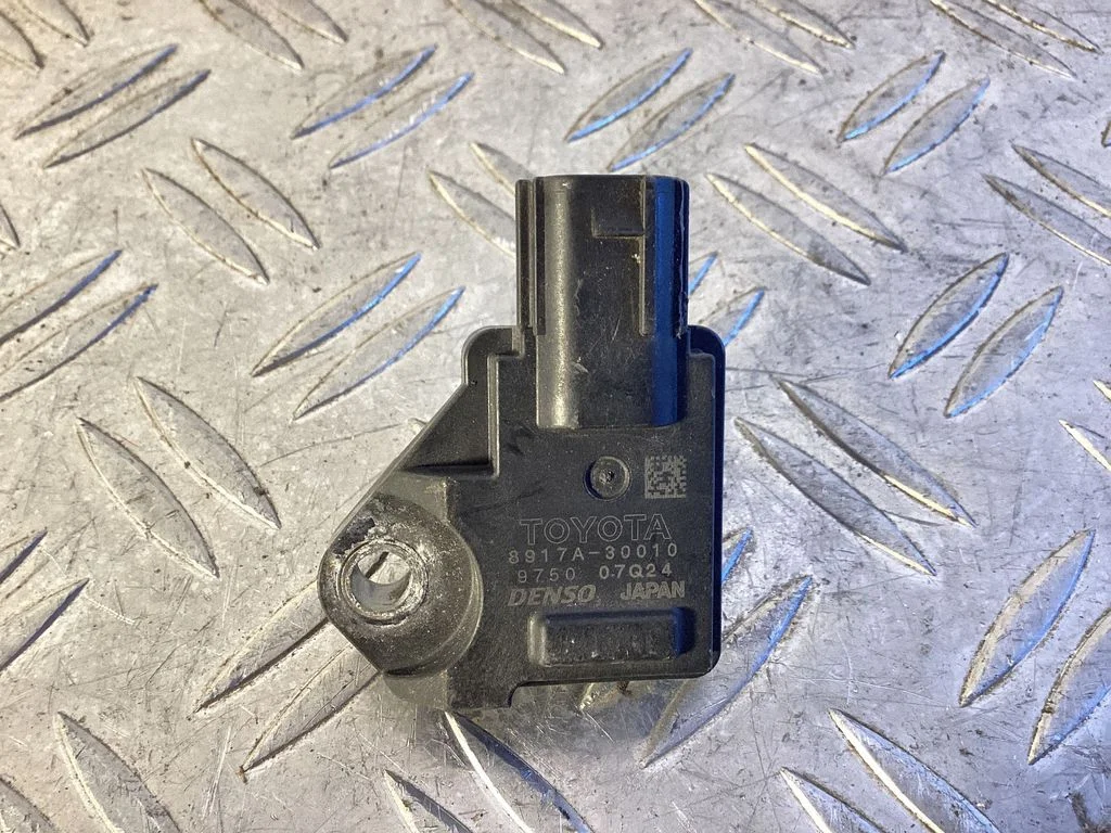 Airbag deployment crash/impact sensor – Lexus IS III XE30 (2013-2020)
