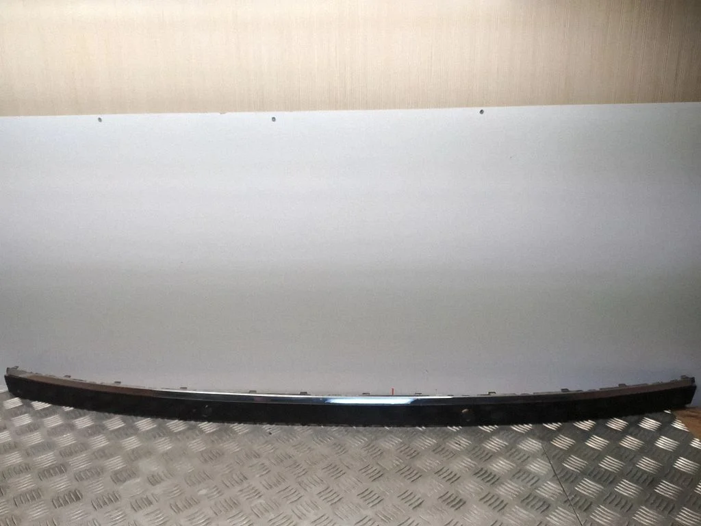 Tagumise kaitseraua liist – BMW 7-seeria E65 E66 (2001-2008)