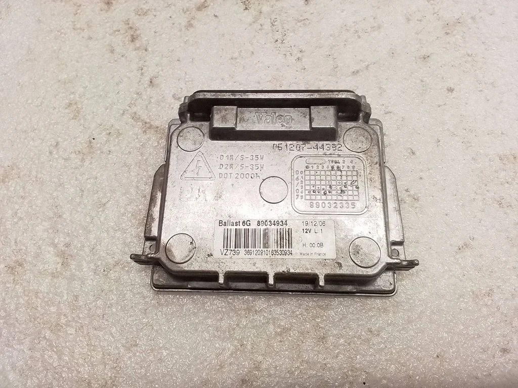 Headlight ballast module Xenon 89034934 – Volkswagen Passat B6 (2005-2010)