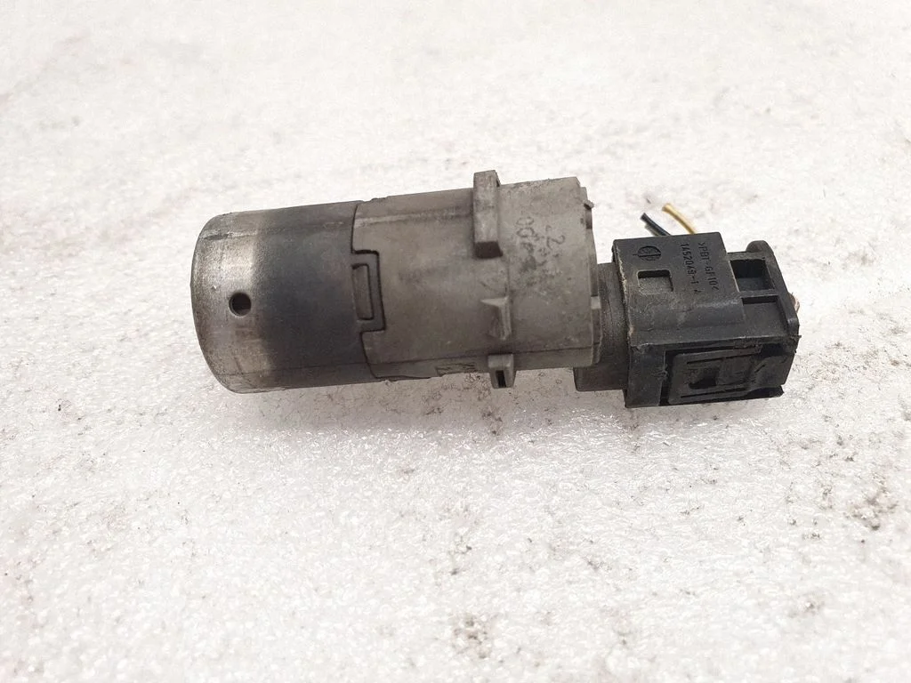 Parking PDC sensor 1687920 – BMW 7 Series E65 E66 (2001-2008)
