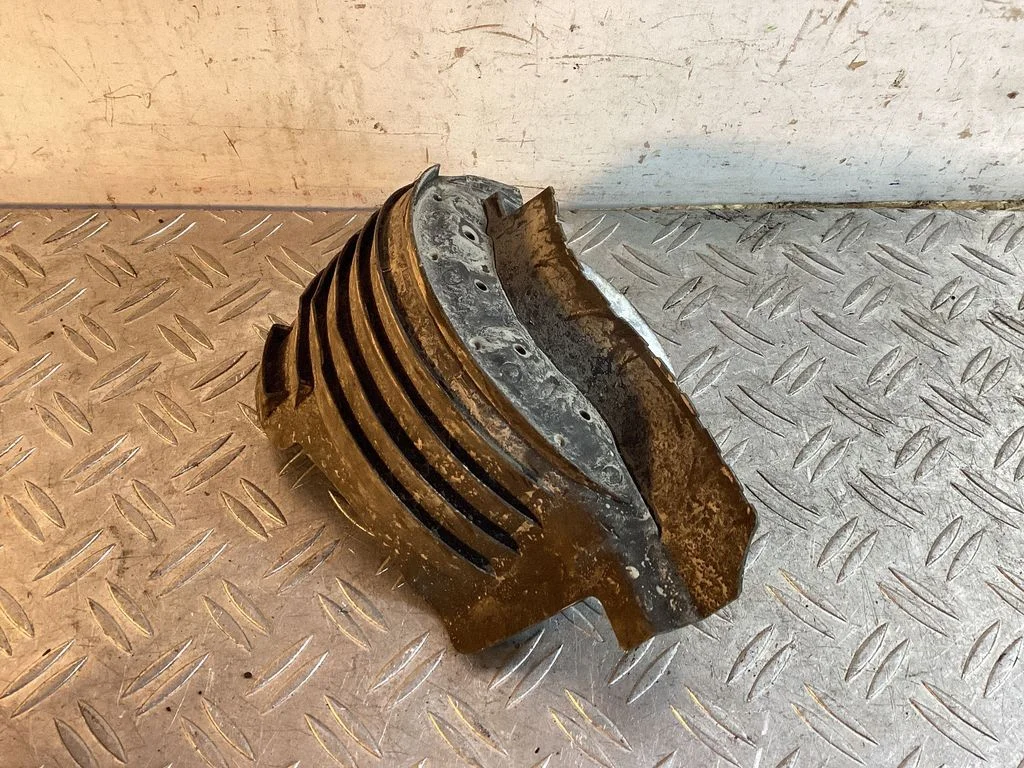 Coil spring/strut mount – Porsche Macan (95B) (2019-)