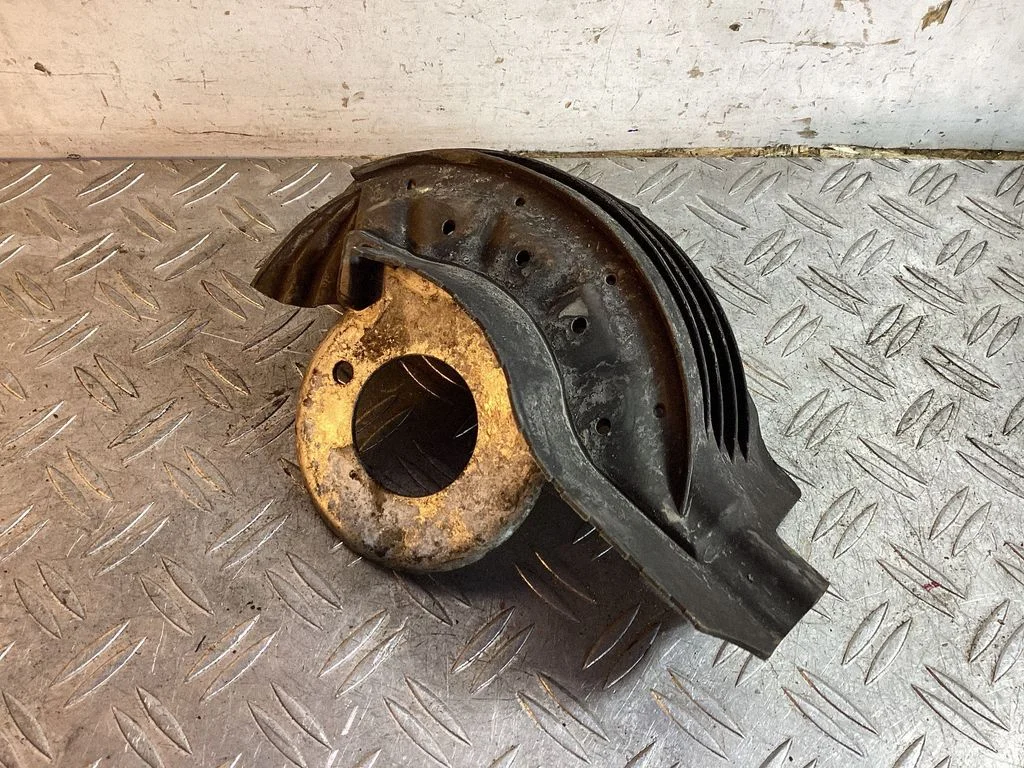 Coil spring/strut mount – Porsche Macan (95B) (2019-)