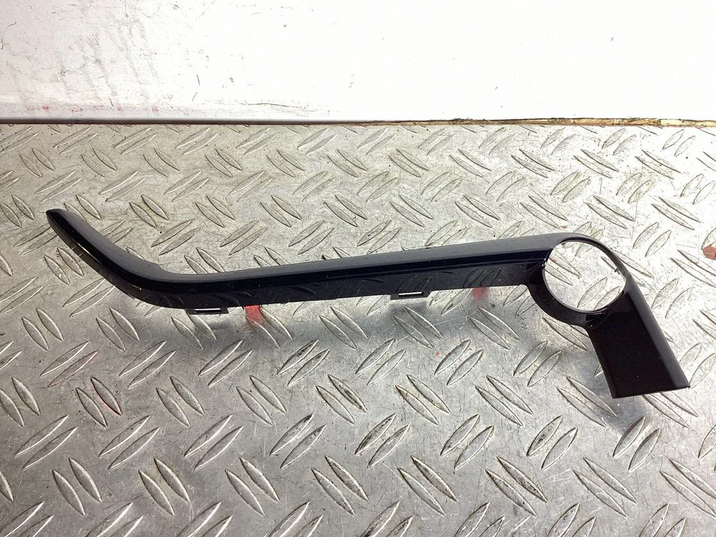 Armatuurlaua viimistlus – Lexus NX (2021-)
