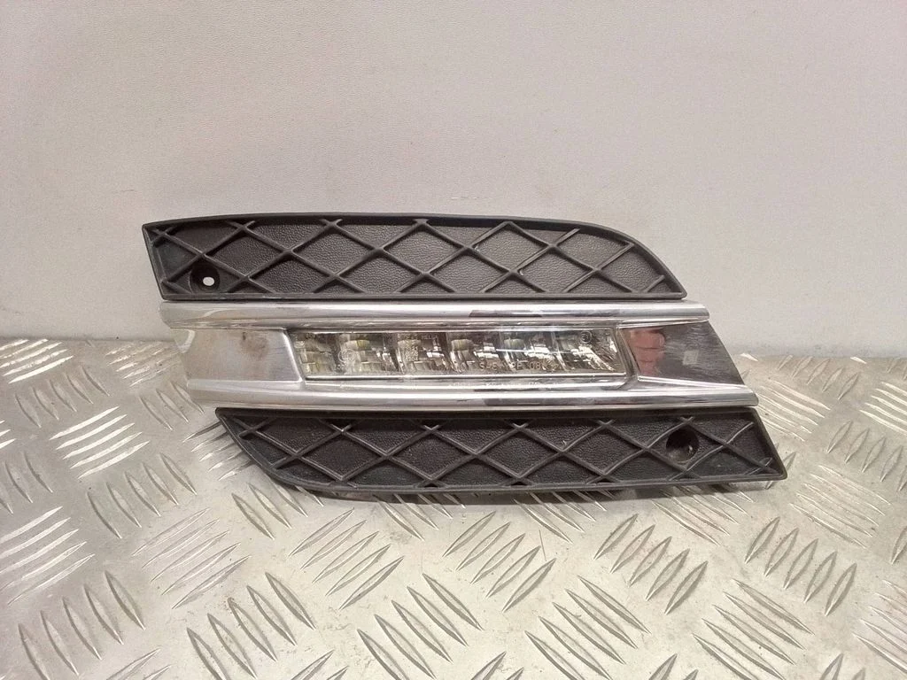 LED-päevatuli – Mercedes-Benz GL-klass X164 (2006-2012)